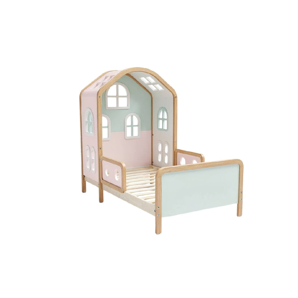 **Technische titel in het Nederlands: Schattig kinderbed in huisvorm met pastelkleuren en houten frame**
