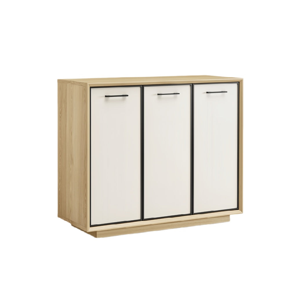 **Technische Titel in het Nederlands: Moderne Eikenhouten Kast met Drie Deuren en Minimalistisch Ontwerp**